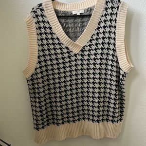 Sweater vest, Size L, crème and black